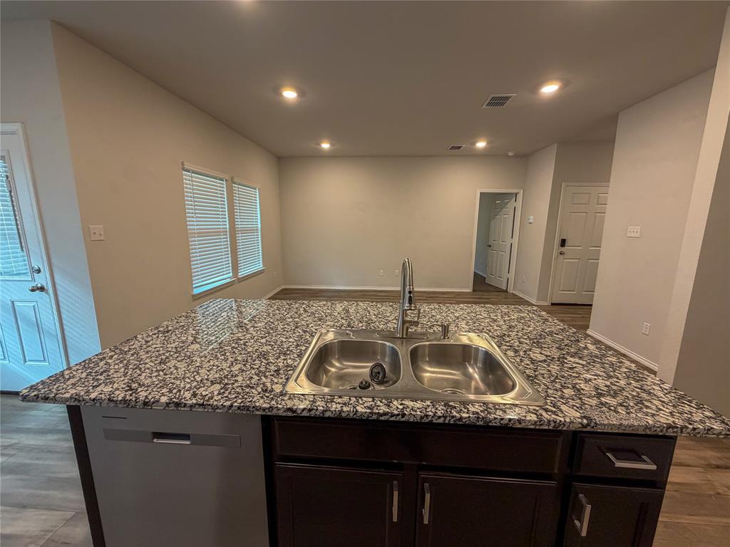 1036 Chambray Drive Property Photo 6