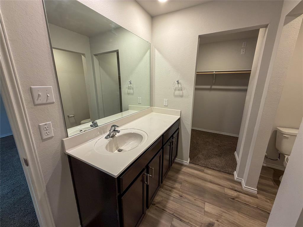 1036 Chambray Drive Property Photo 13