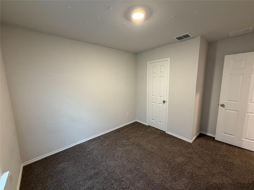 1036 Chambray Drive Property Photo 16