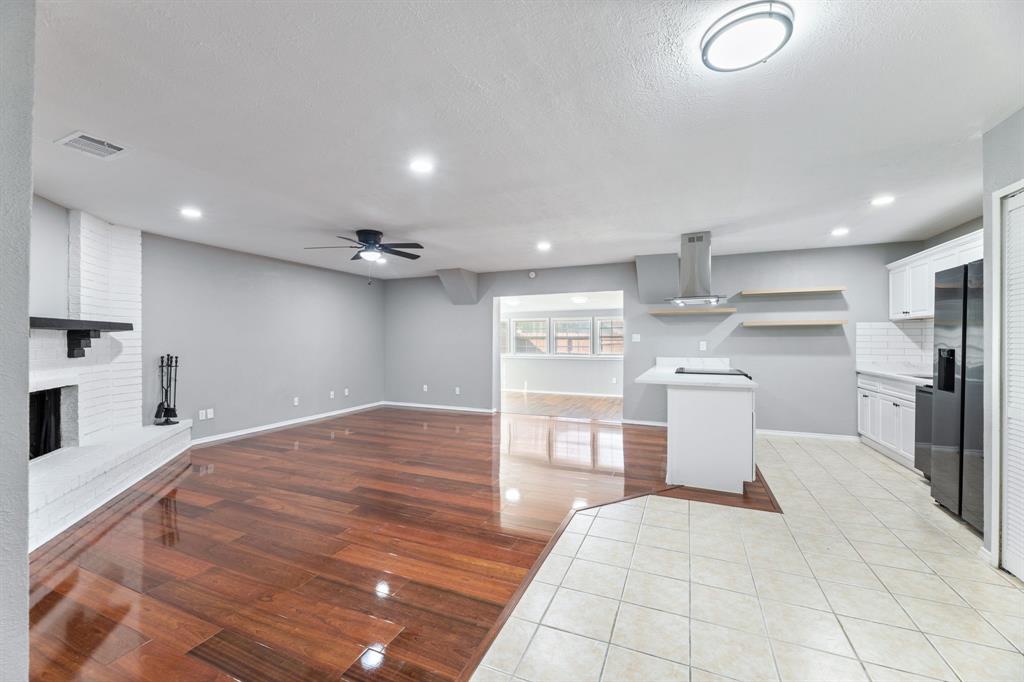 100 W Way Drive Property Photo 8