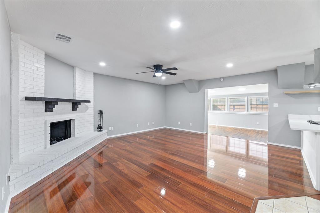 100 W Way Drive Property Photo 14