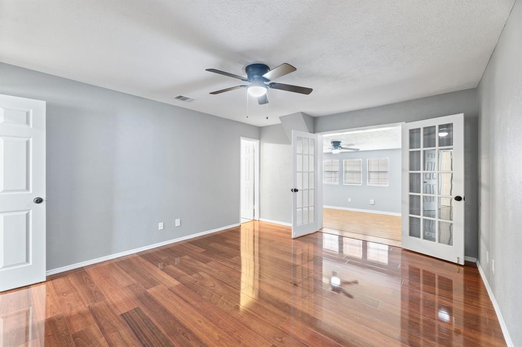 100 W Way Drive Property Photo 15