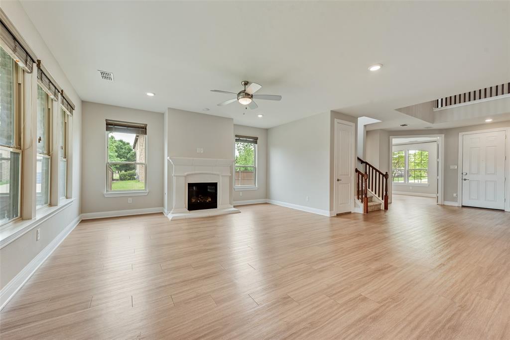 9829 Sharps Drive Property Photo 8