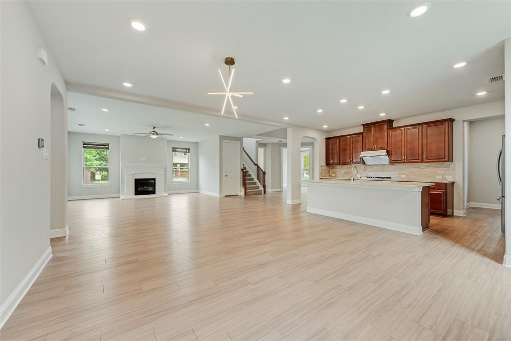 9829 Sharps Drive Property Photo 12
