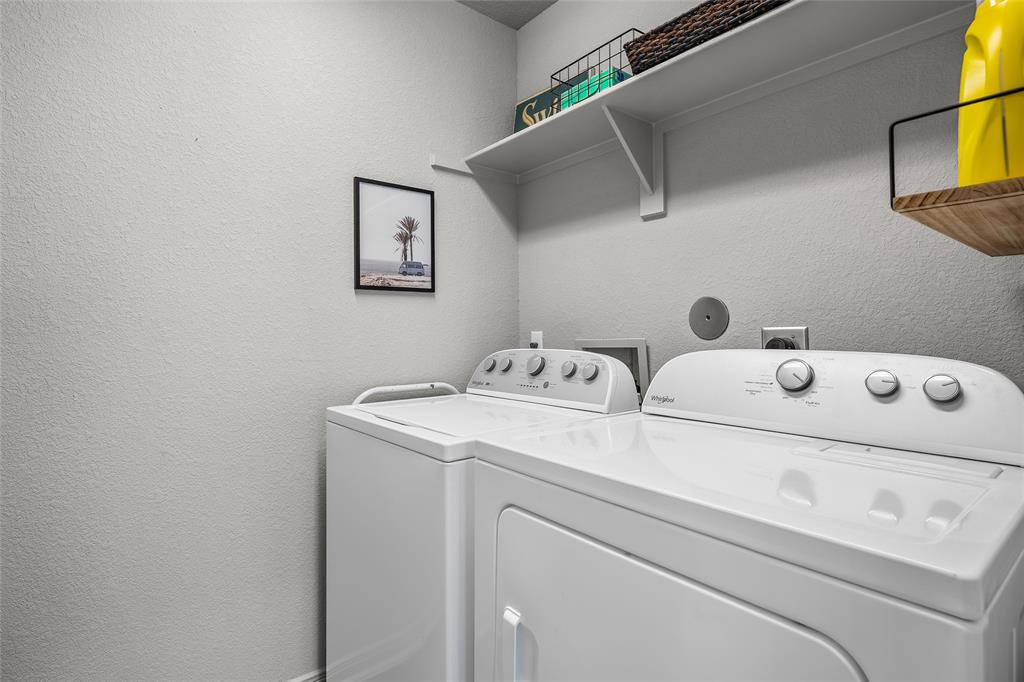 10708 Berwyn Drive Property Photo 11