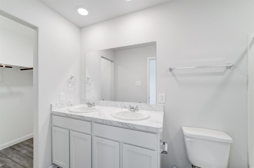 108 Peace Lily Way Property Photo 5