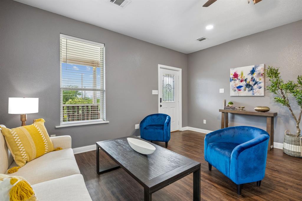 2505 Chester Avenue Property Photo 8