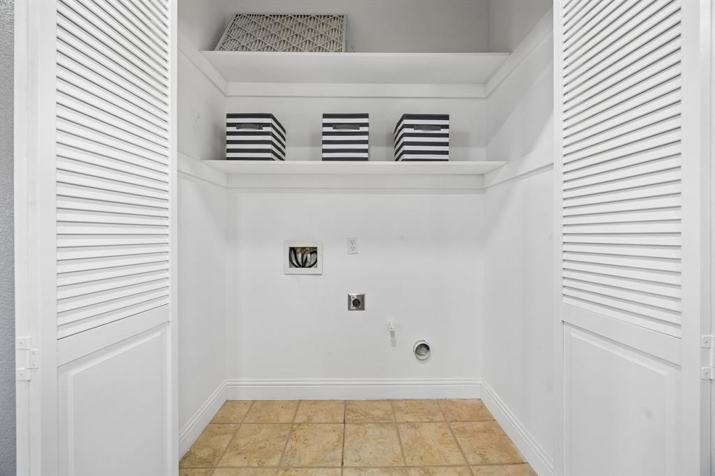 2505 Chester Avenue Property Photo 21