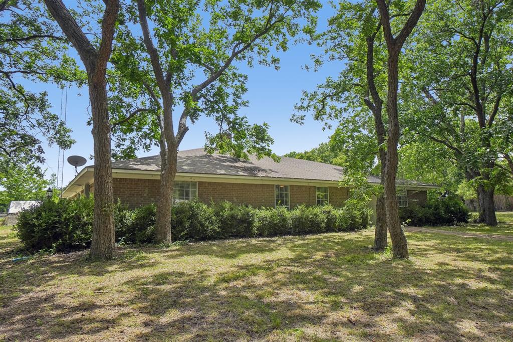 10180 County Road 437 Property Photo 2