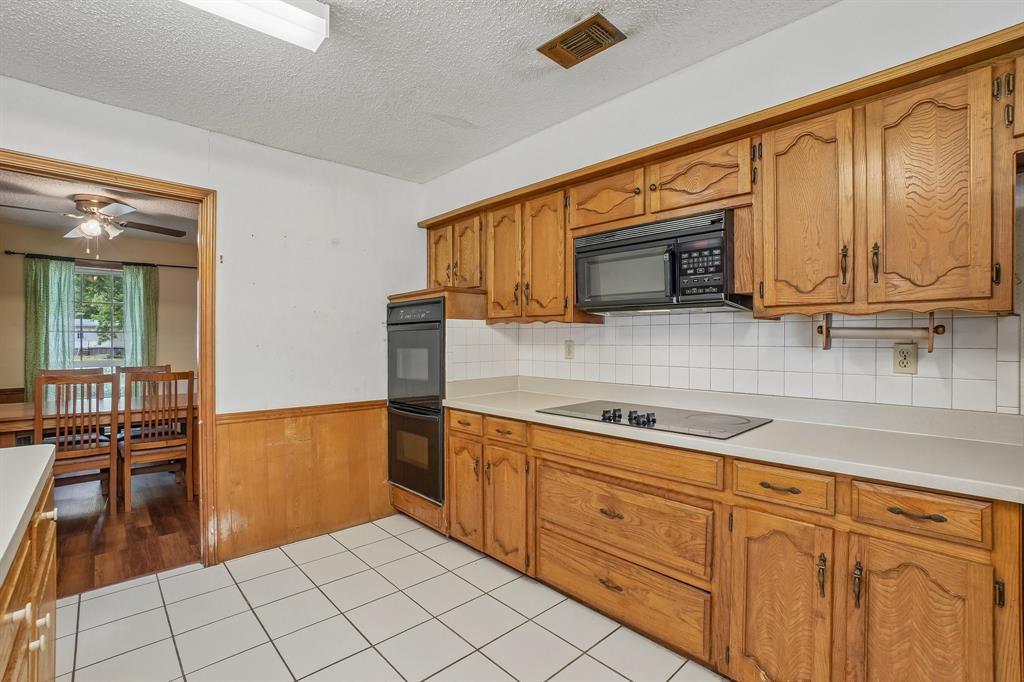 10180 County Road 437 Property Photo 9