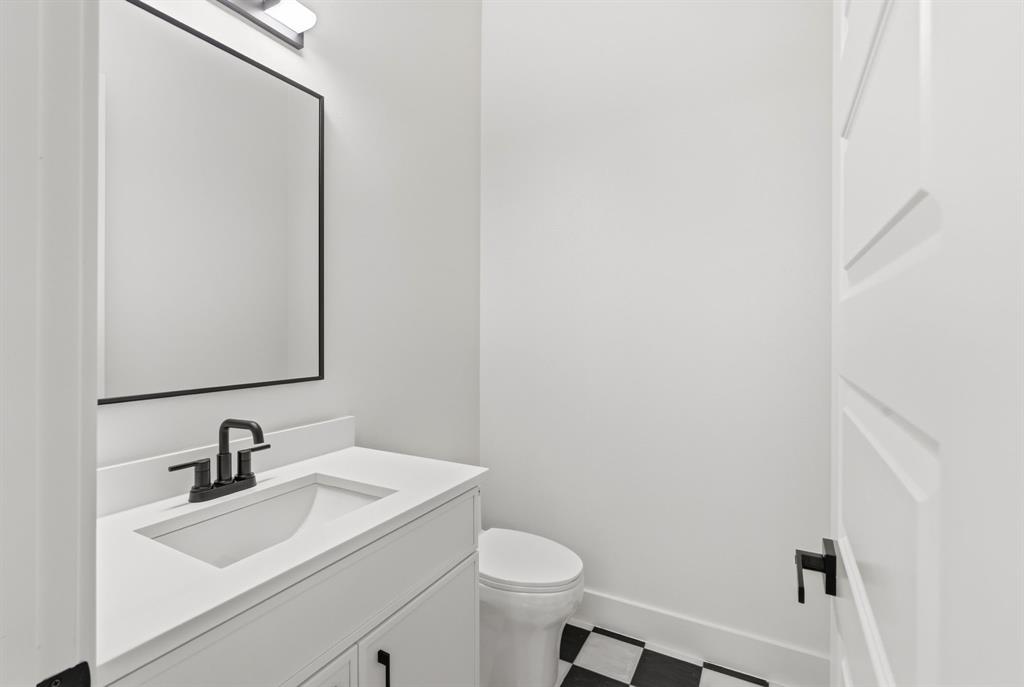 1006 Devonshire Drive Property Photo 19