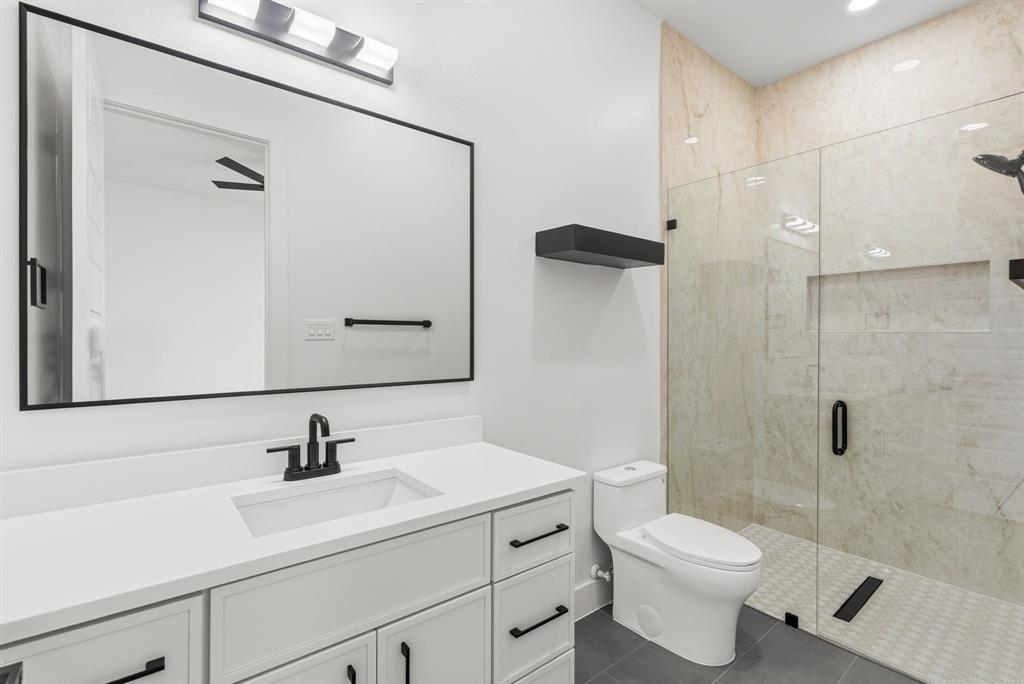 1006 Devonshire Drive Property Photo 21