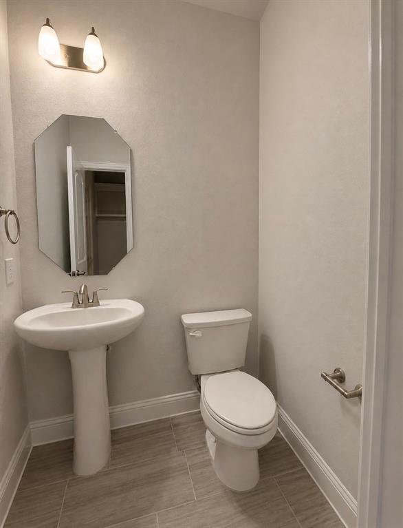 7849 Sunset Boulevard Property Photo 5