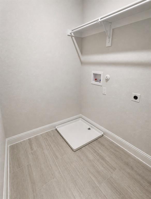 7849 Sunset Boulevard Property Photo 11