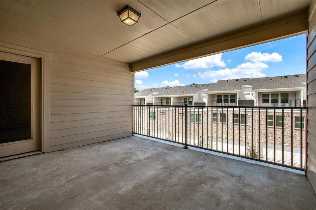 7849 Sunset Boulevard Property Photo 13