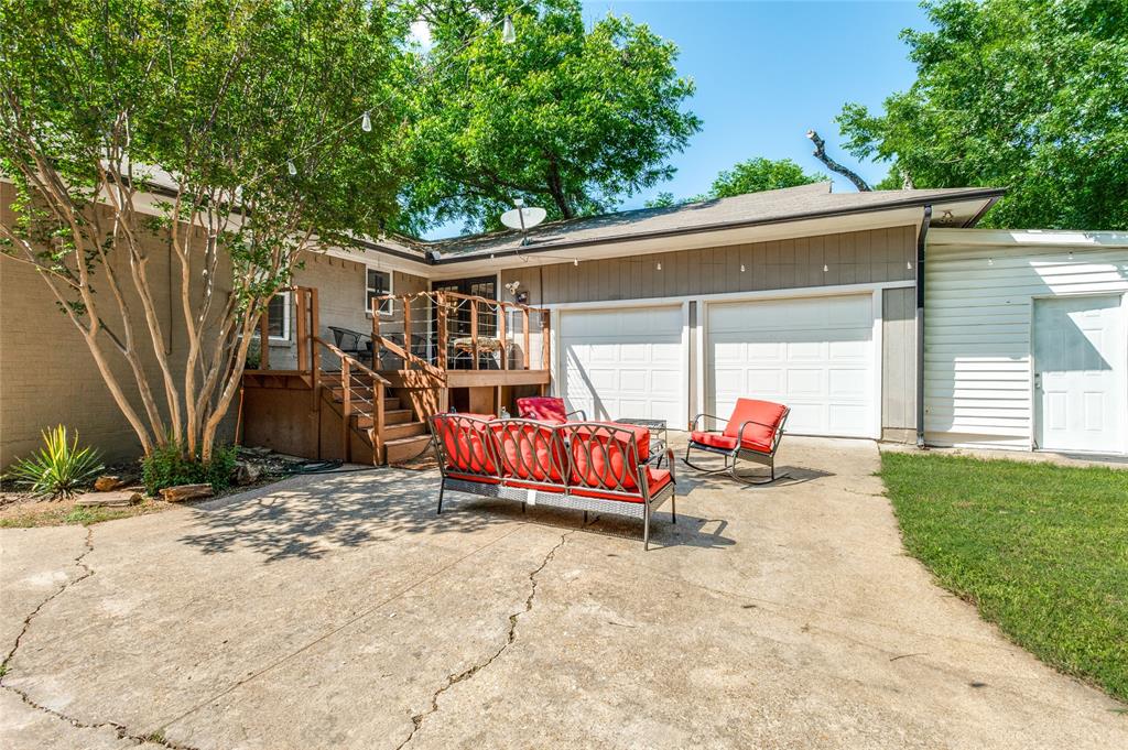 9020 Westbriar Drive Property Photo 28