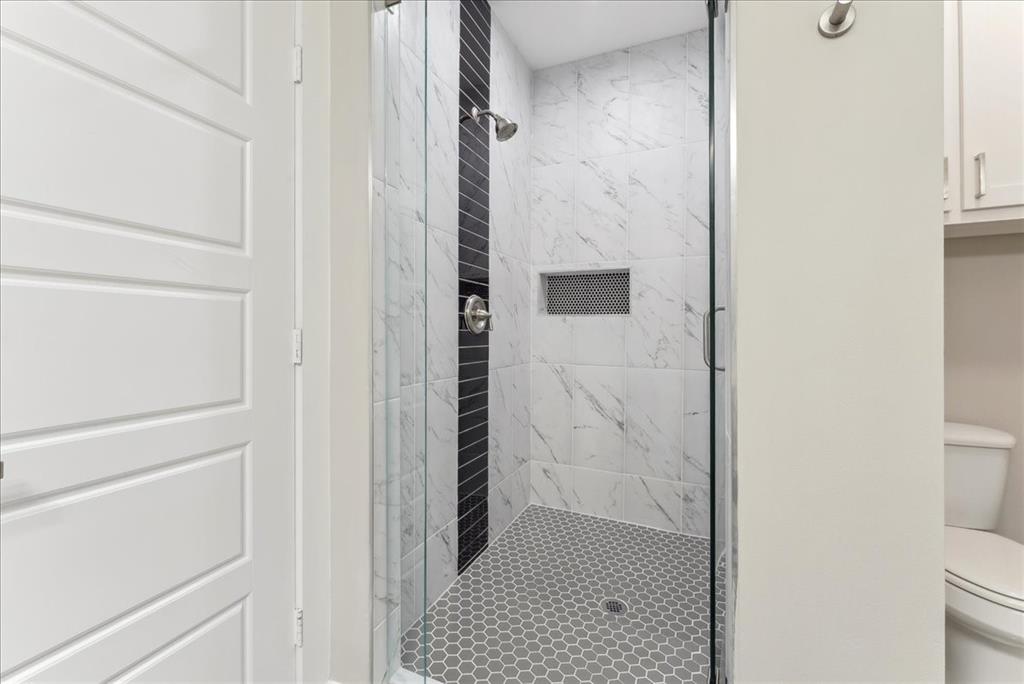 2811 Harston Street Property Photo 11