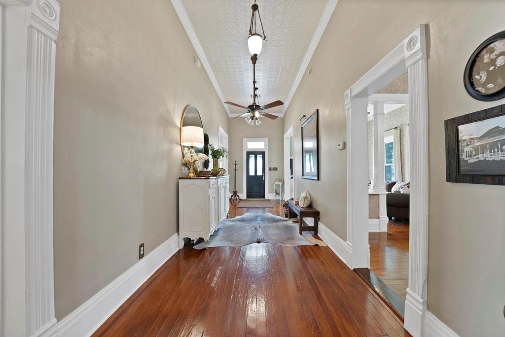 410 W Spring Street Property Photo 10