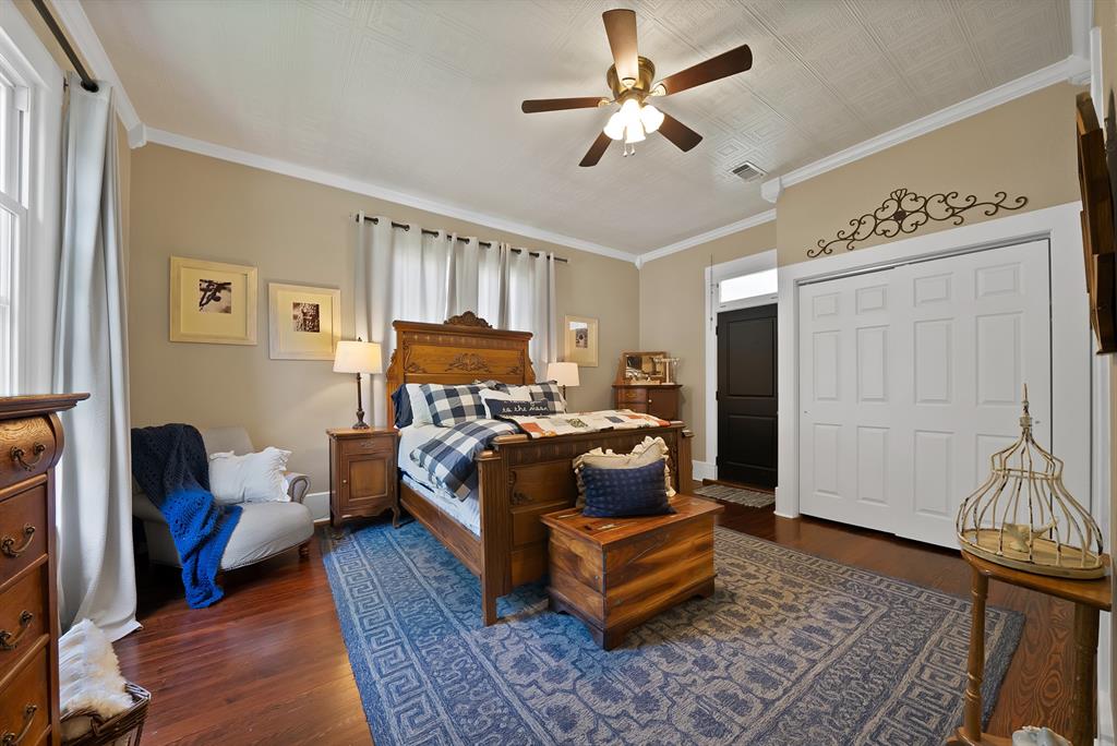 410 W Spring Street Property Photo 15