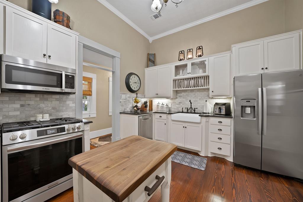 410 W Spring Street Property Photo 20