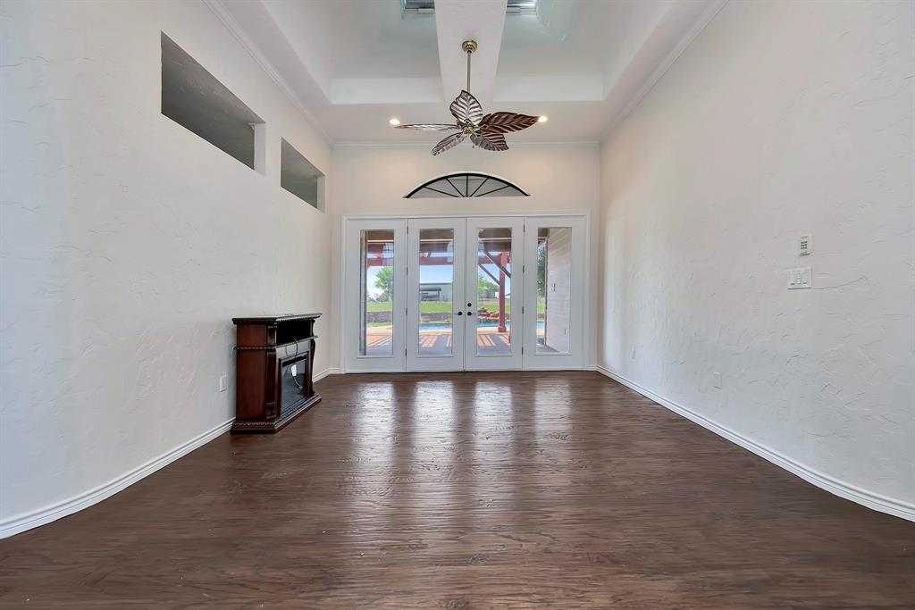 5520 White Settlement Road Property Photo 6