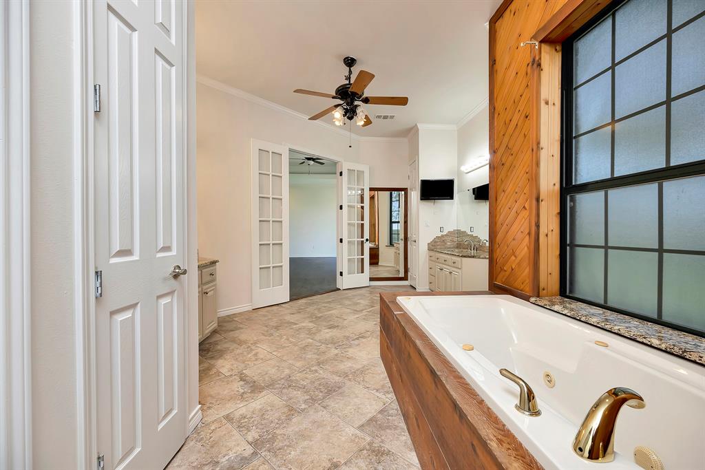 5520 White Settlement Road Property Photo 29