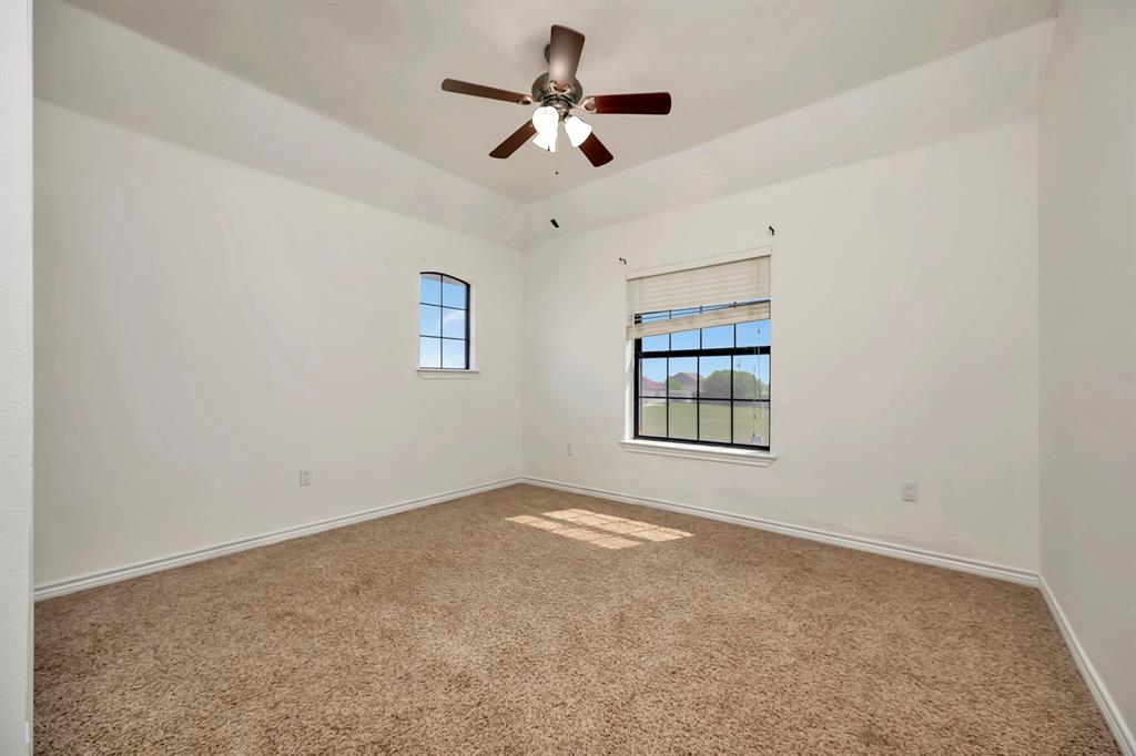 5520 White Settlement Road Property Photo 34