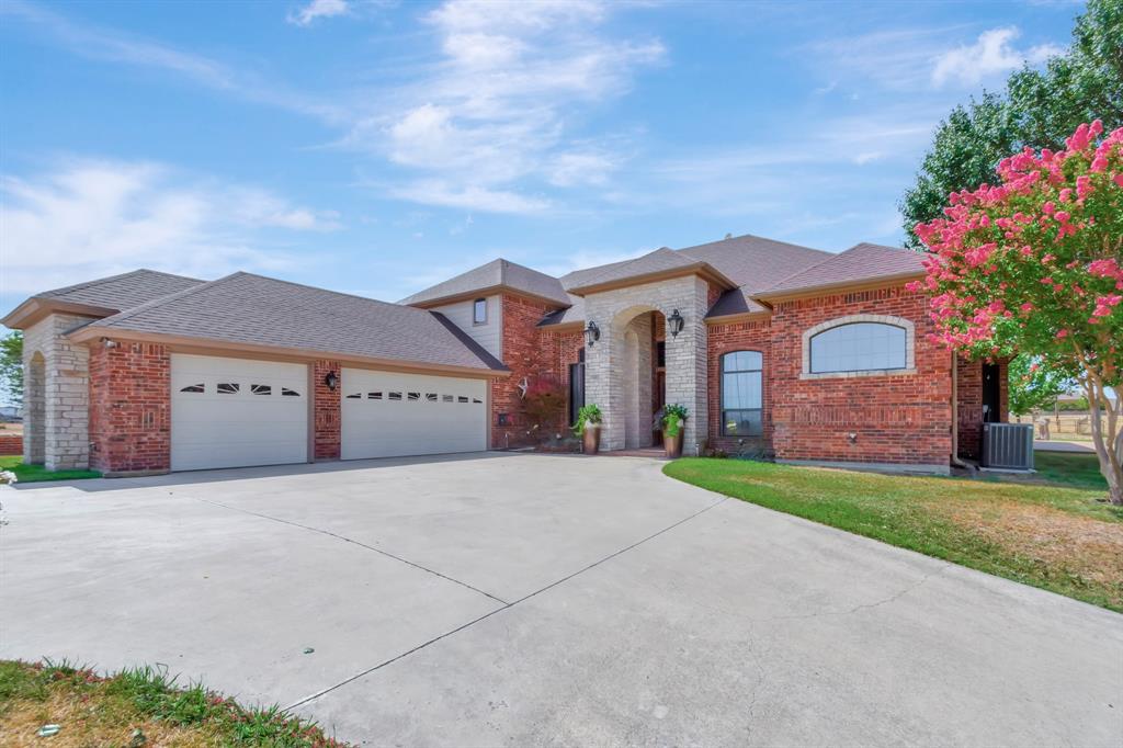 5520 White Settlement Road Property Photo 36