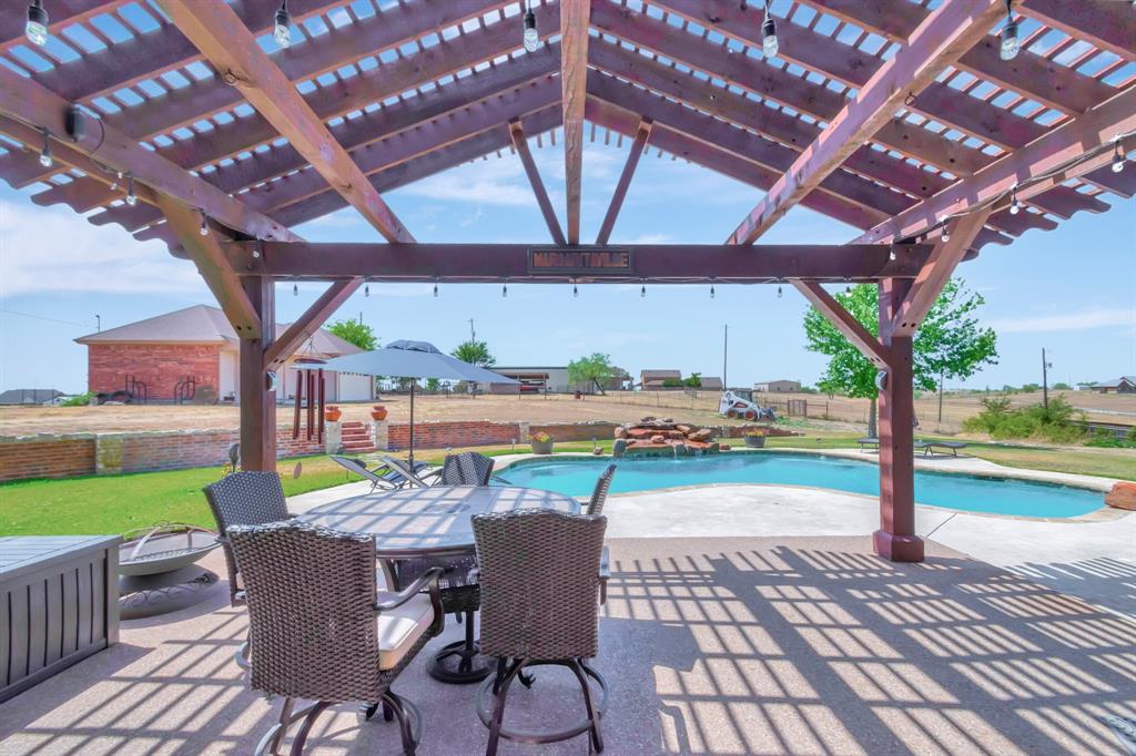 5520 White Settlement Road Property Photo 37