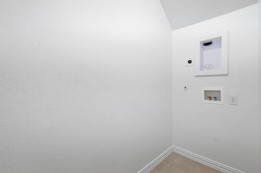 321 Ukiah Street Property Photo 24