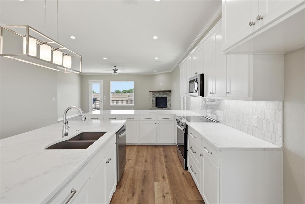 5126 Country Club Drive Property Photo 10