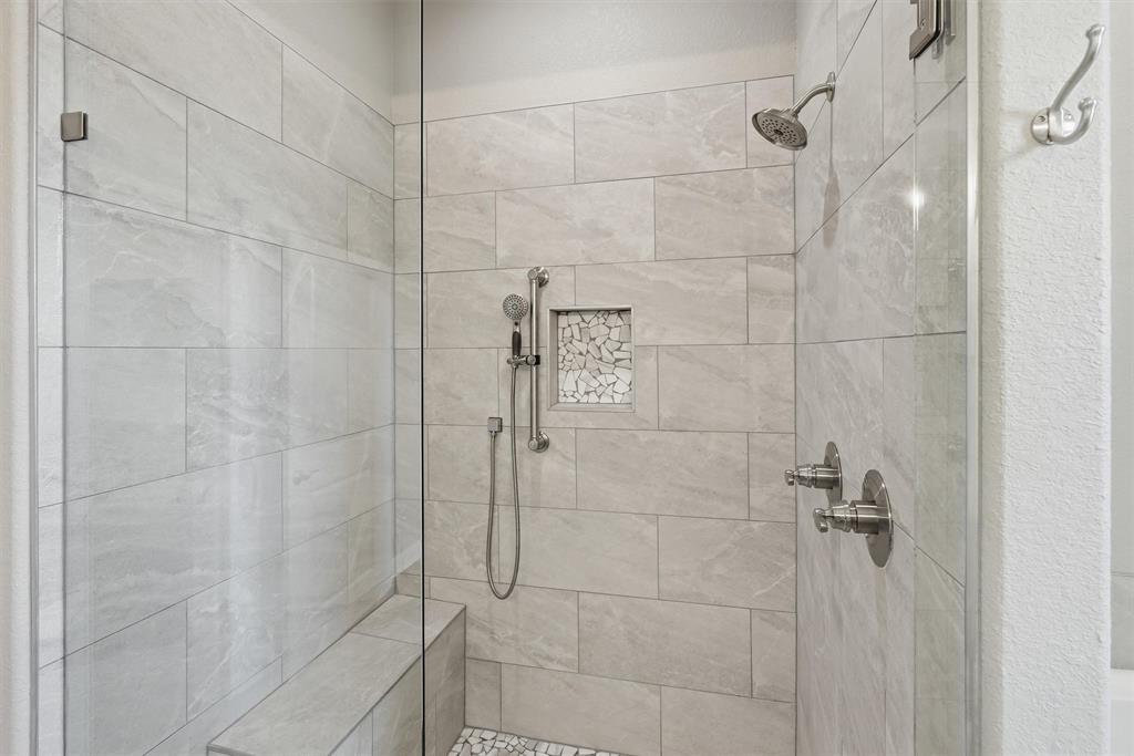 5126 Country Club Drive Property Photo 22