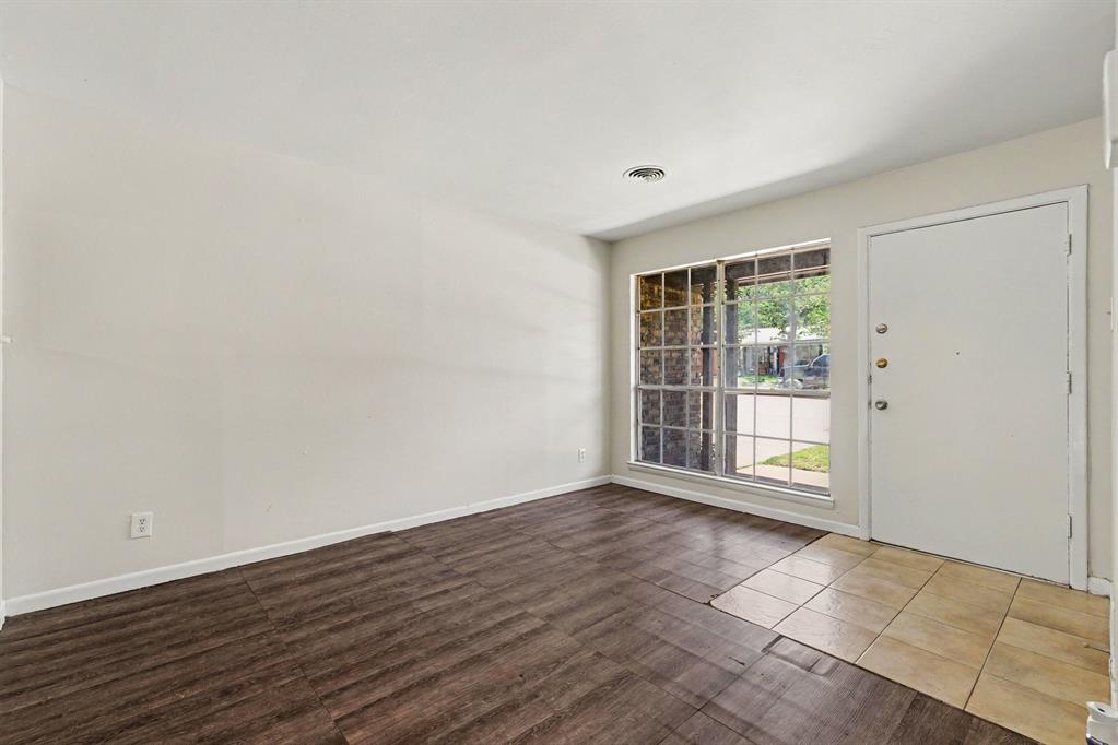 60 Somerset Terrace Property Photo 5