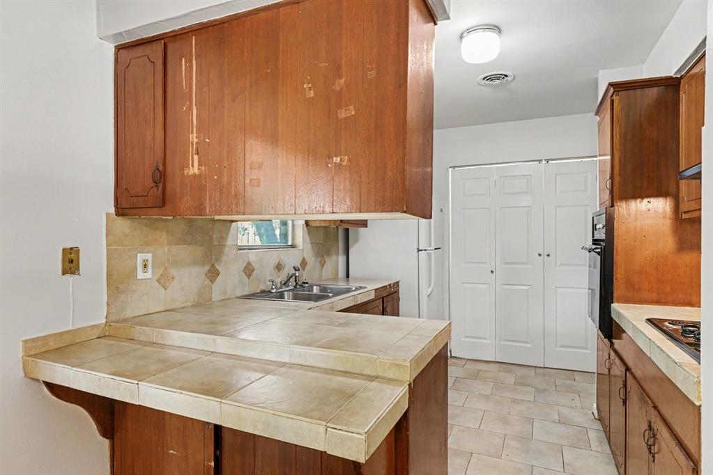 60 Somerset Terrace Property Photo 15