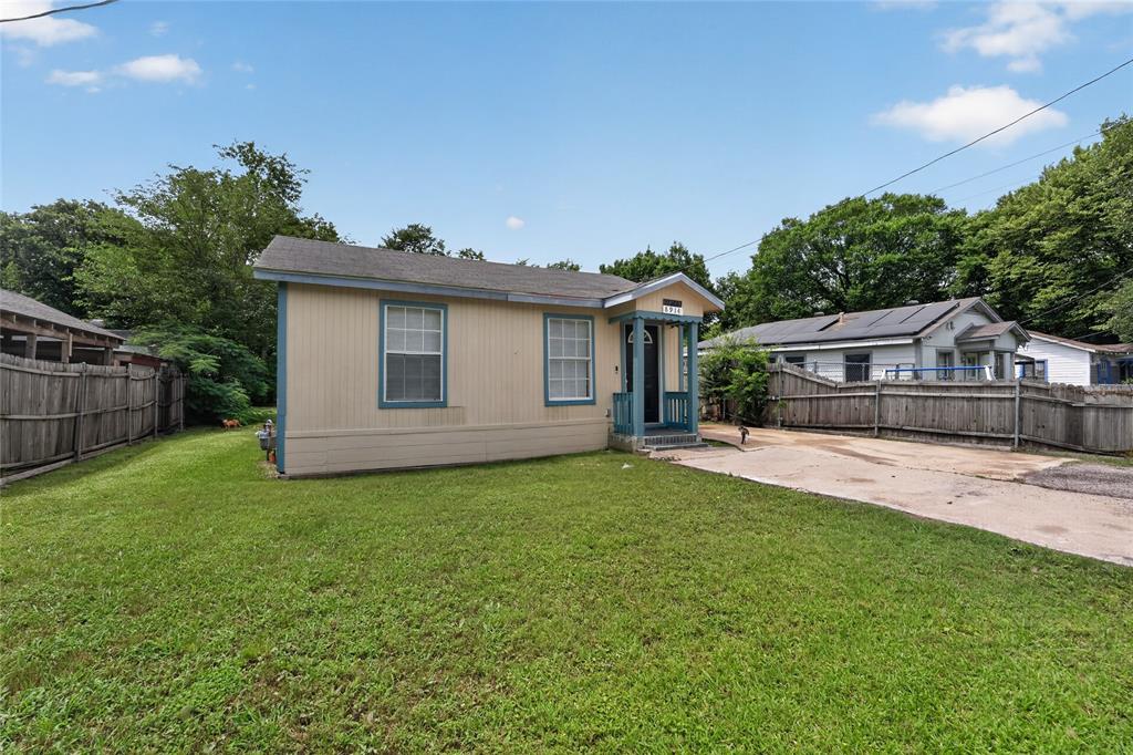 8914 Cardella Avenue Property Photo 1