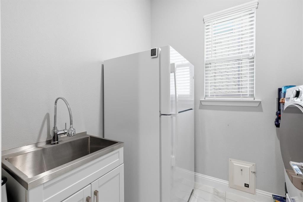 2472 Bainbridge Drive Property Photo 30