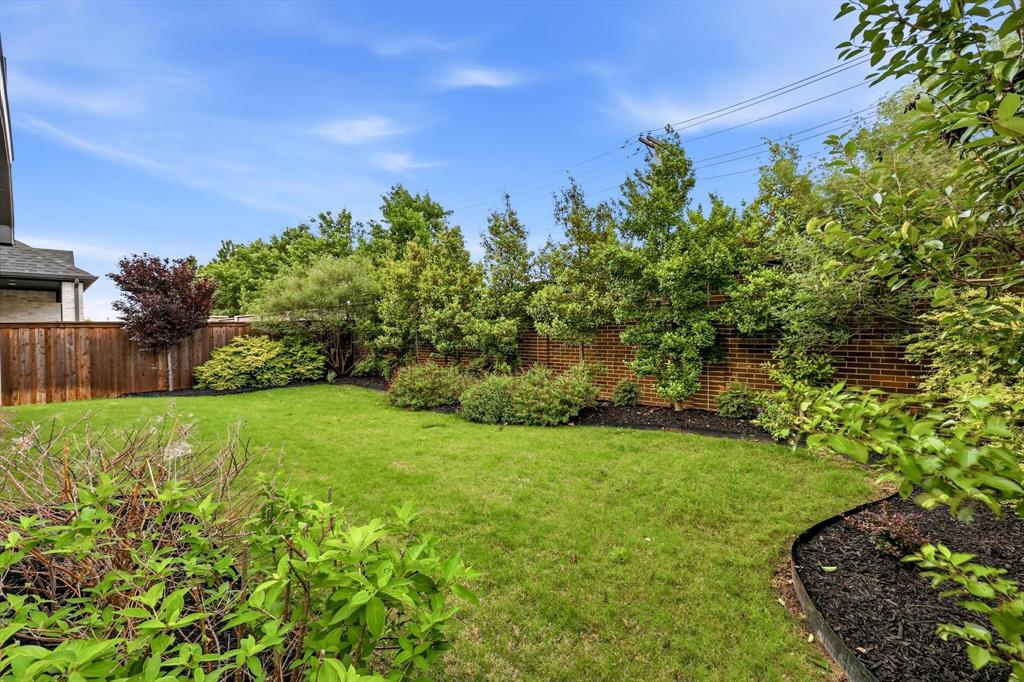 2472 Bainbridge Drive Property Photo 33