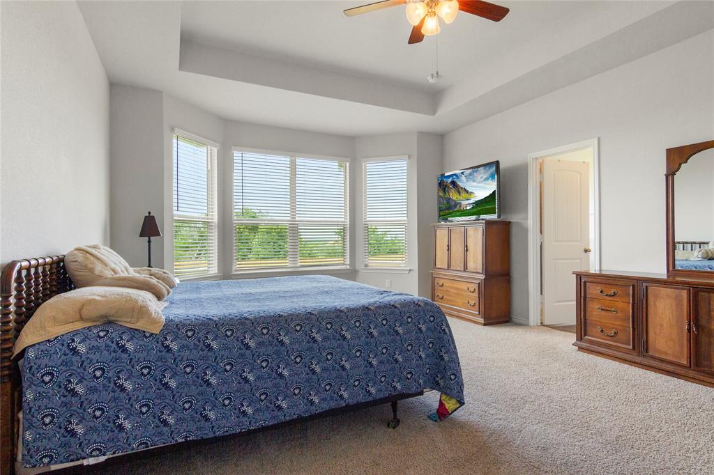 9805 Bridlewood Lane Property Photo 15