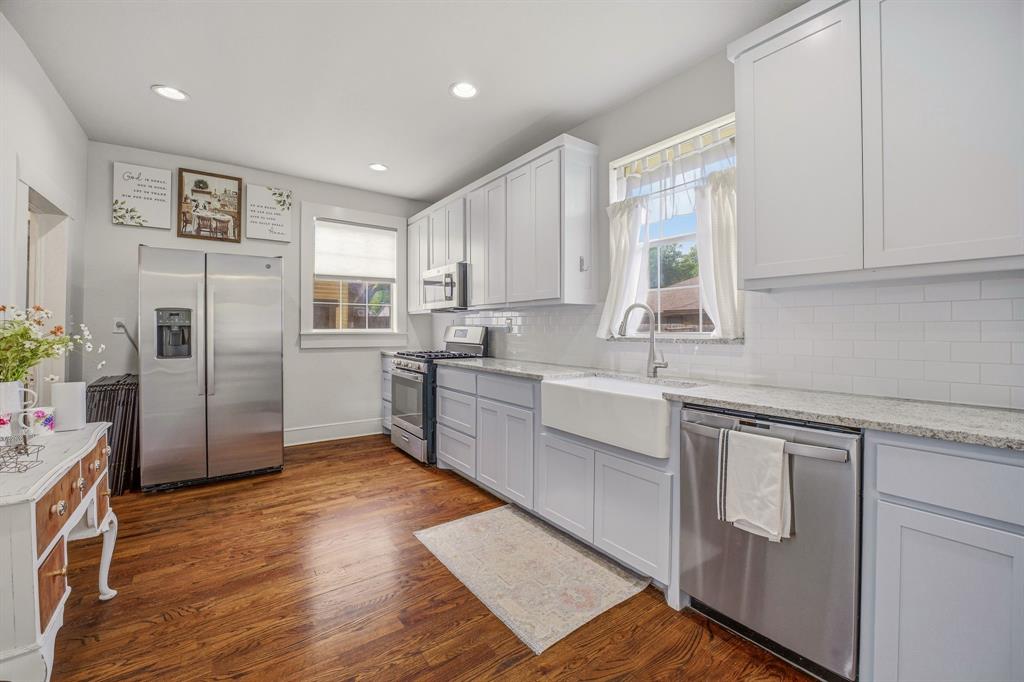 910 S Waco Street Property Photo 18