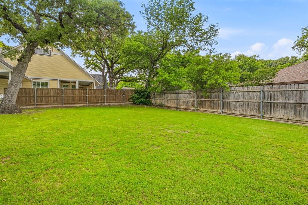 910 S Waco Street Property Photo 23