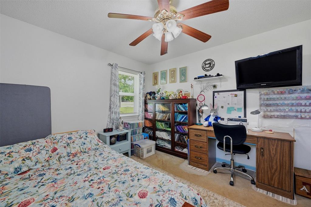 111 E Pecan Street Property Photo 17
