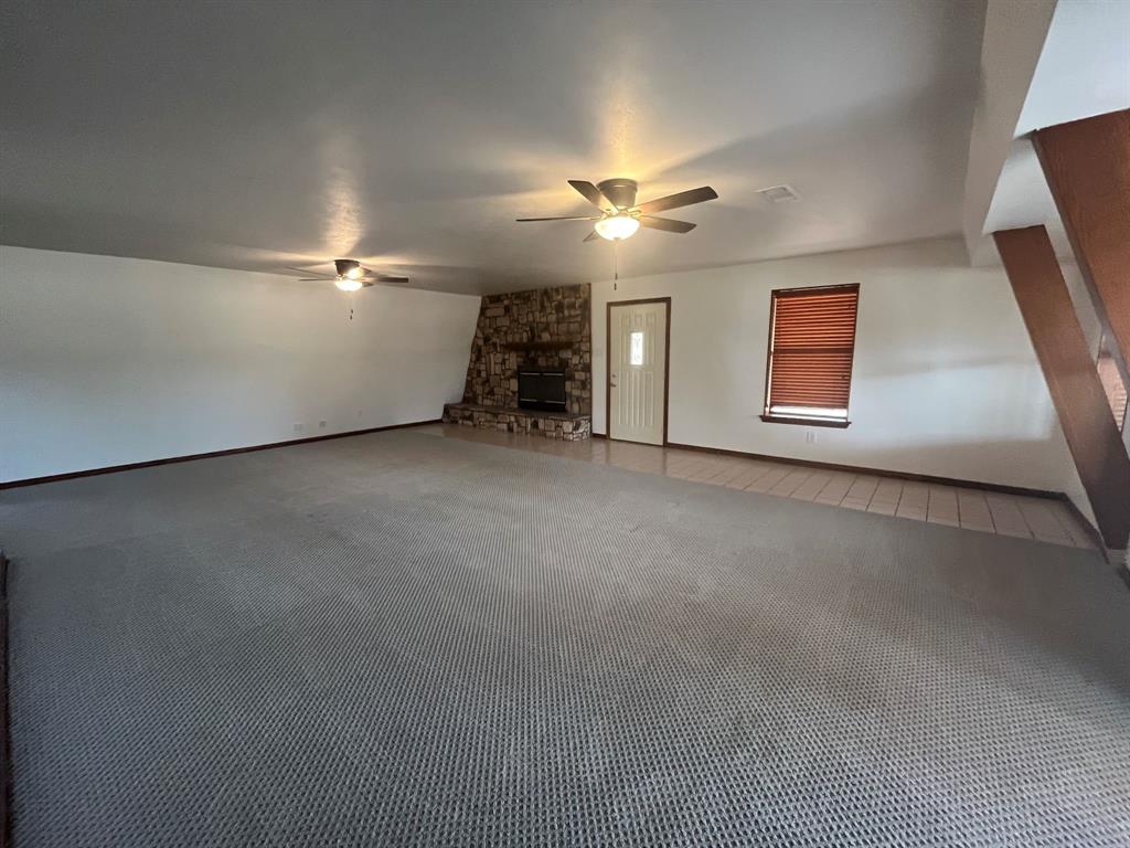 221 Timberview Court Property Photo 6
