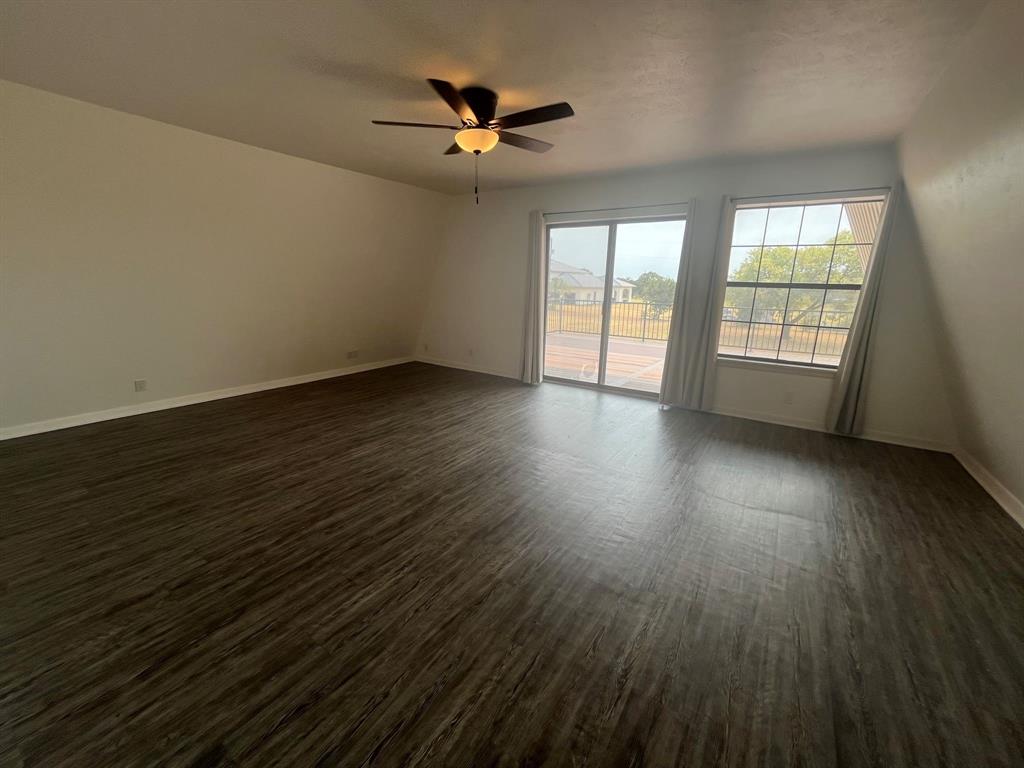 221 Timberview Court Property Photo 18