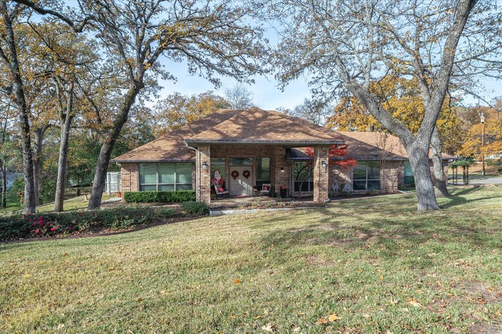 318 Crestview Lane Property Photo 8