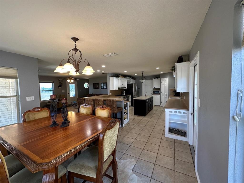 2901 Wind Mill Court Property Photo 8