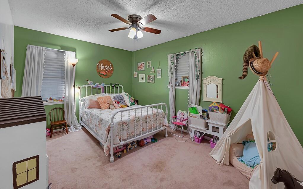 902 S Avenue L Property Photo 17