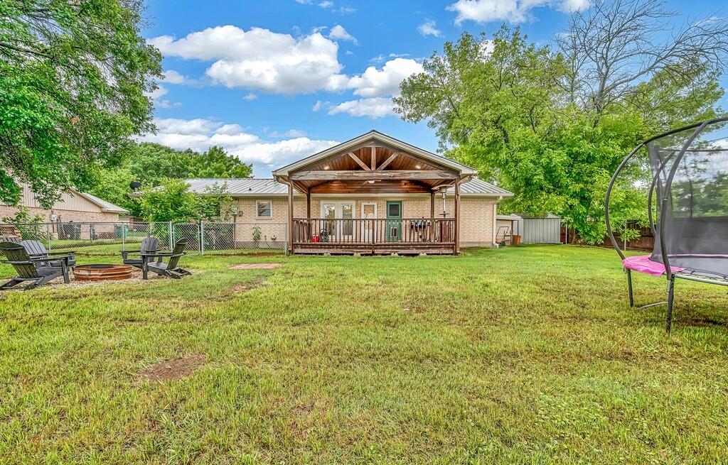 902 S Avenue L Property Photo 25