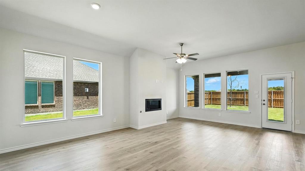 4191 Waldron Trail Property Photo 8