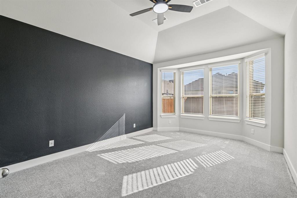 1920 Dappled Grey Avenue Property Photo 14