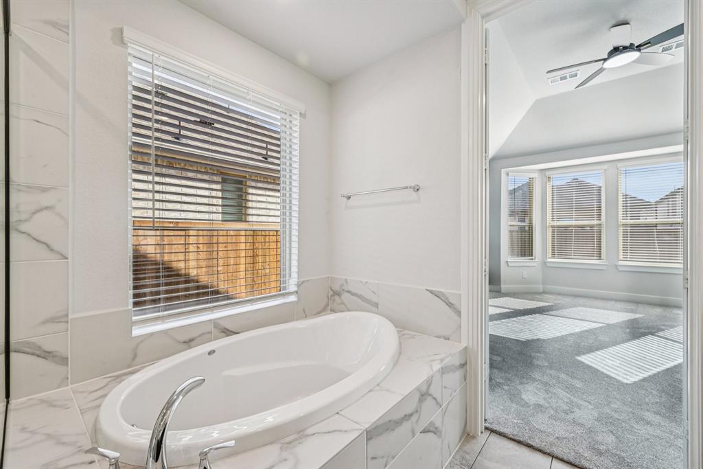 1920 Dappled Grey Avenue Property Photo 20